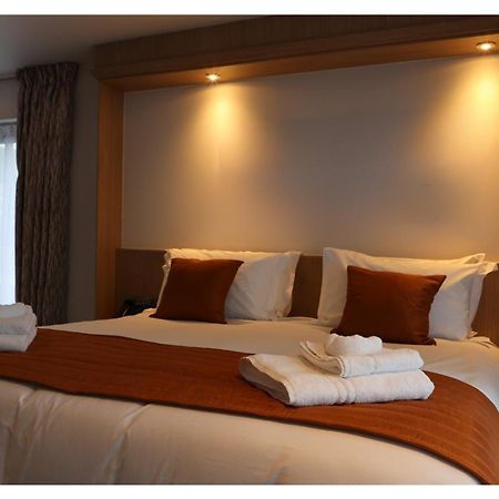 The Teifi Waterside Hotel 卡迪根 外观 照片