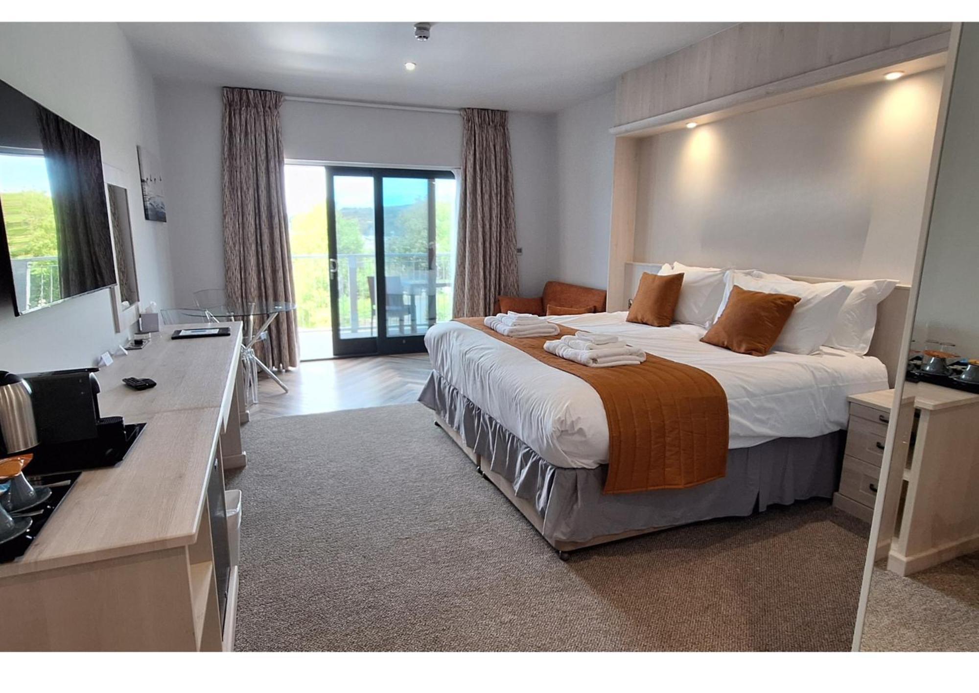 The Teifi Waterside Hotel 卡迪根 外观 照片